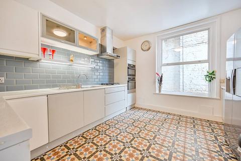 undefined, Castlebar Road, Ealing Broadway, London, W5