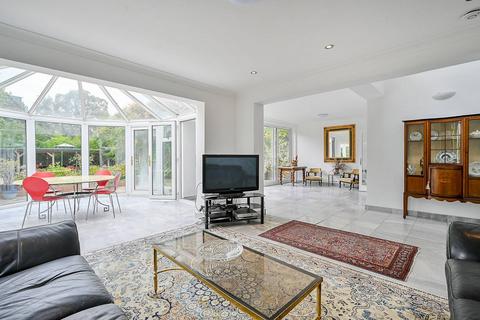 undefined, Castlebar Road, Ealing Broadway, London, W5