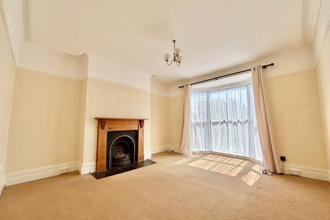 2 bedroom flat for sale, Woodville Road, Bexhill On Sea, TN39
