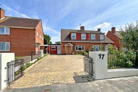 3 bedroom semi-detached house for sale, Mount Wear Square, Exeter