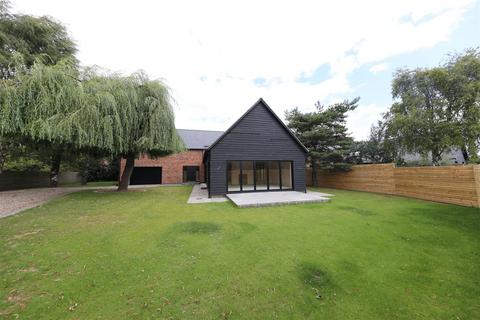 4 bedroom detached house for sale, Main Street, Long Riston, Hull