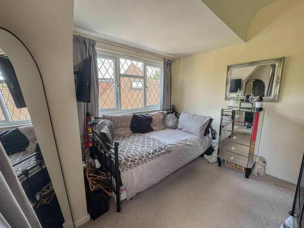 Bed 4