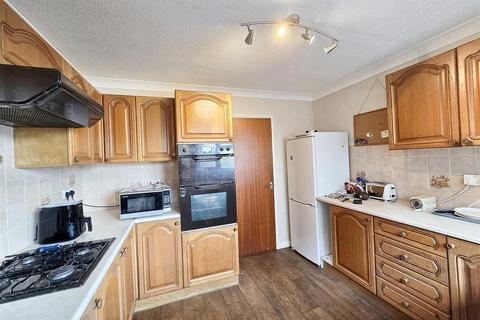 undefined, Birch Gardens, Binstead, PO33 3XBC