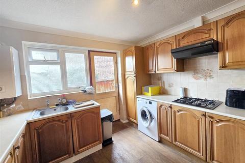 undefined, Birch Gardens, Binstead, PO33 3XBC