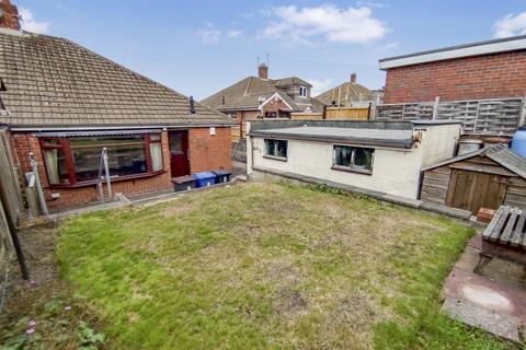 2 bedroom semi-detached bungalow for sale, Elm Close, Kidsgrove, Stoke-on-Trent