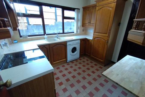 2 bedroom semi-detached bungalow for sale, Elm Close, Kidsgrove, Stoke-on-Trent