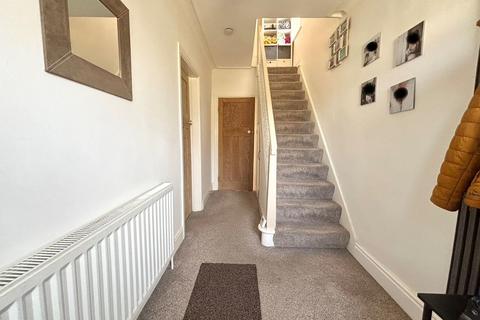 5 Fieldway, Clayton, Bradford, BD14 6RP