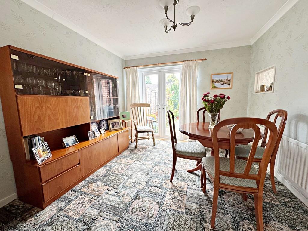 Dining Area 2