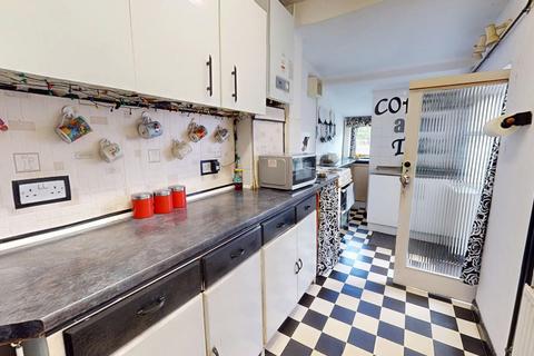 1 bedroom in a house share to rent, Ingram Road, Thornton Heath CR7