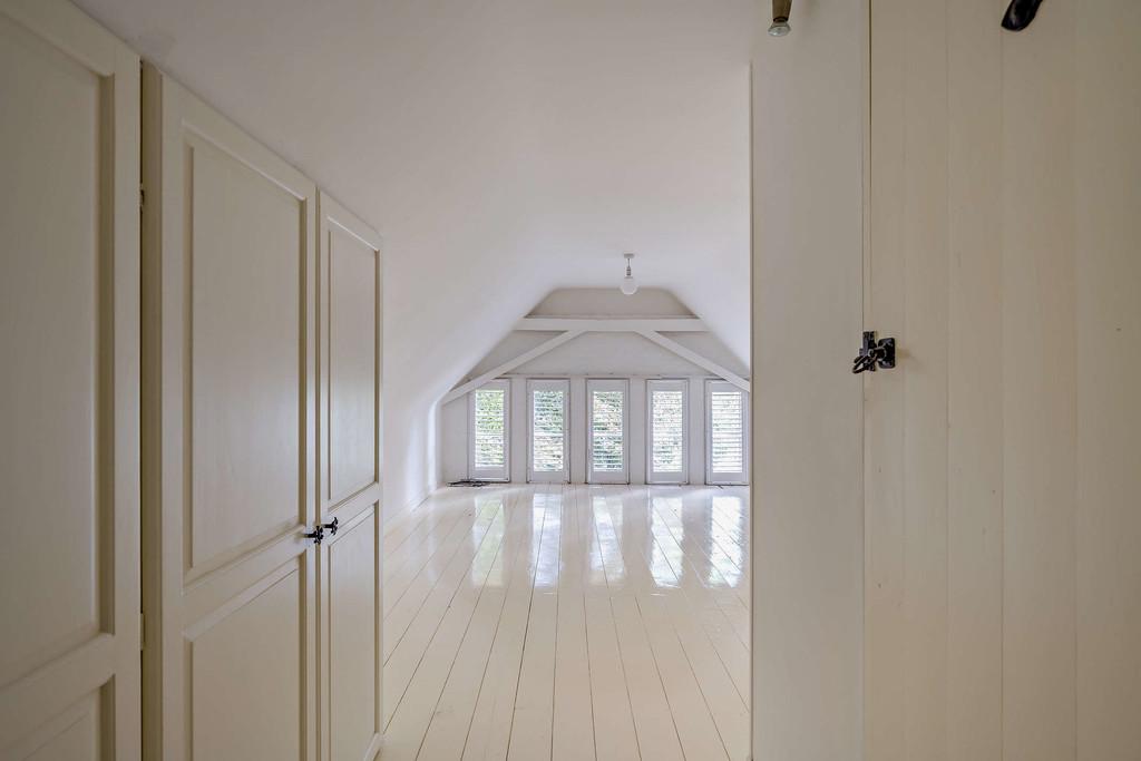 8659306-interior21-800