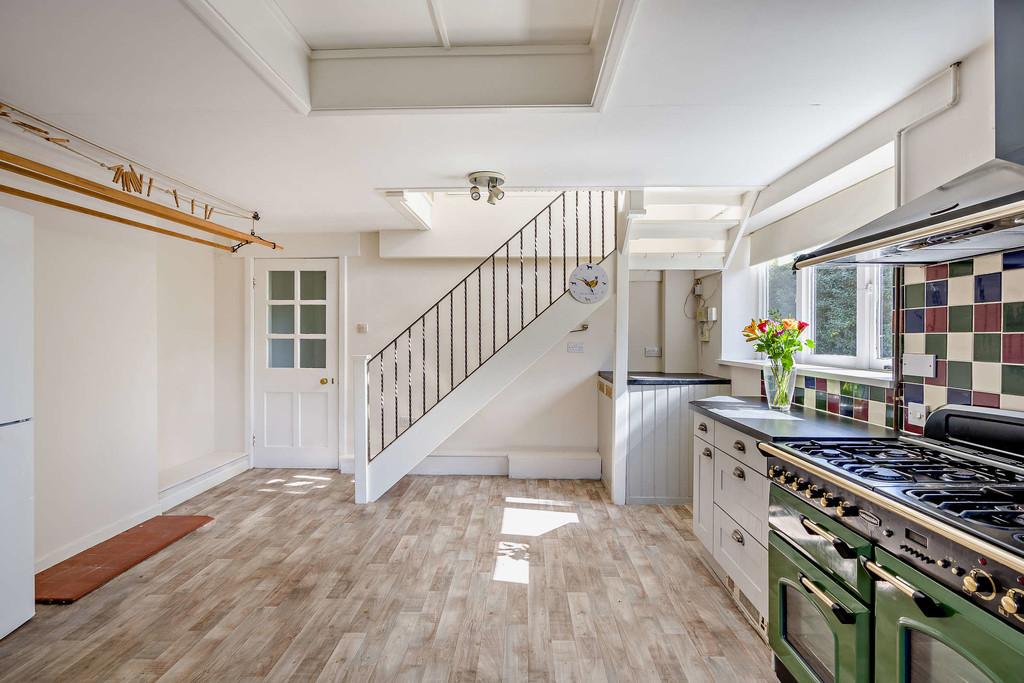 8659306-interior18-800