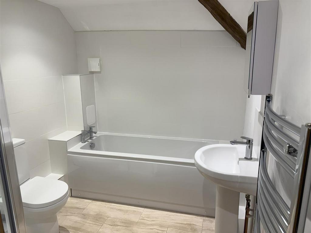 Master Ensuite