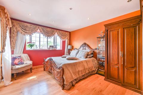 5 bedroom semi-detached house for sale, Barn Way, Wembley Park, Wembley, HA9