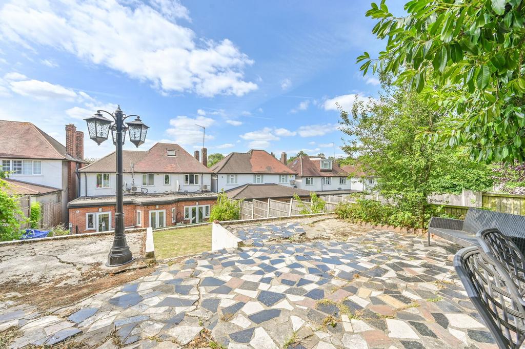 Driveway view, driveway