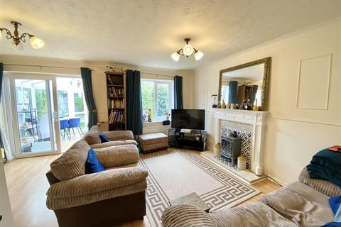 3 bedroom detached house for sale, 7 Barkstone Drive, Herongate, Shrewsbury, SY1 3XT