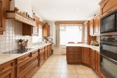 3 bedroom detached house for sale, La Ruette Des Corneilles, Castel, Guernsey