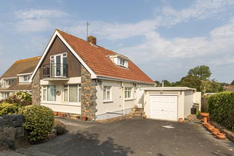 3 bedroom detached house for sale, La Ruette Des Corneilles, Castel, Guernsey