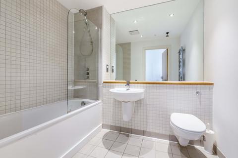 2 bedroom flat to rent, Brewhouse Yard, London, EC1V