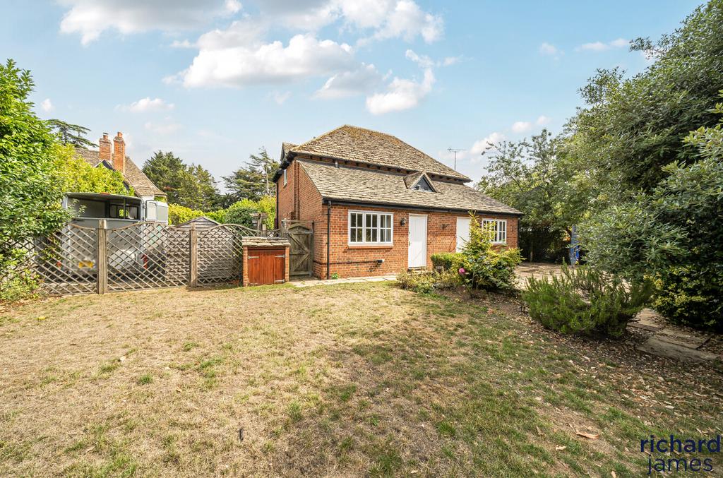 17998b8011a646f5a8ad805c210325fd