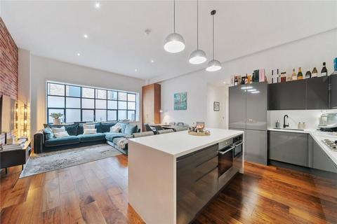 2 bedroom flat for sale, Grenville Place, Lofts Apartments, NW7