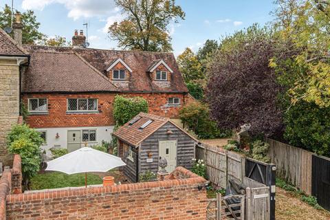 4 bedroom character property for sale, Stane Street, Pulborough