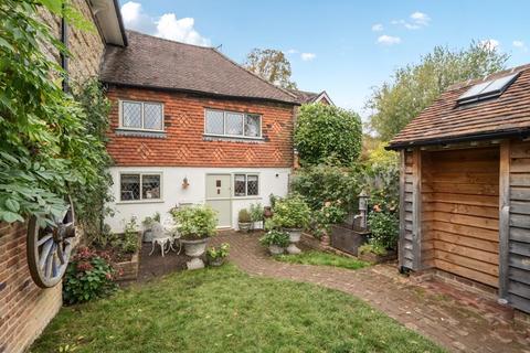 4 bedroom character property for sale, Stane Street, Pulborough