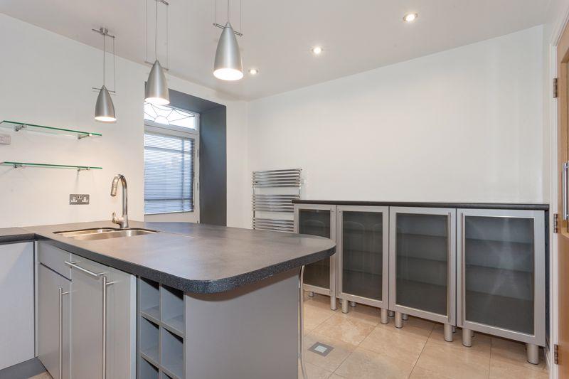 Dining kitchen