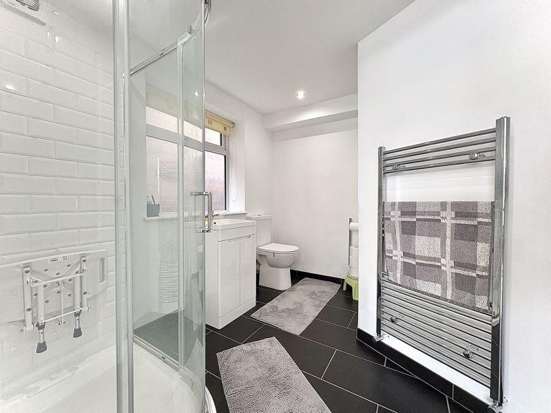 Downstairs shower