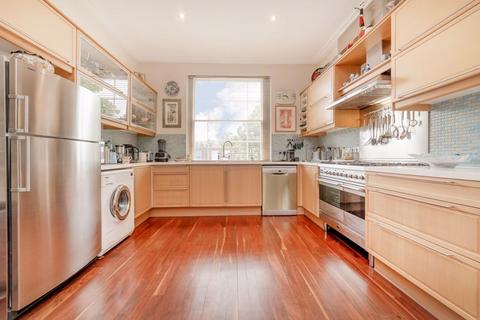 3 bedroom apartment for sale, Belsize Road, London