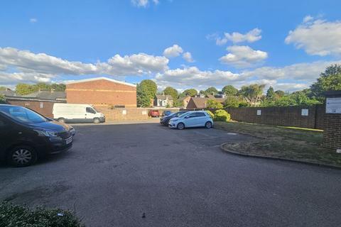undefined, Albert Road, West Drayton, UB7