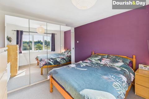 27 Doxey Fields, Stafford, ST16 1HJ