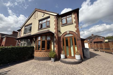 3 bedroom semi-detached house for sale, Birches Head Road, Stoke-On-Trent