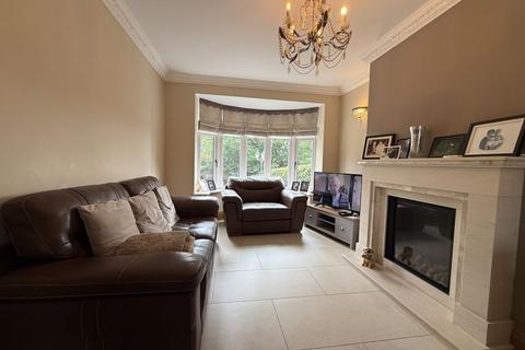 3 bedroom semi-detached house for sale, Birches Head Road, Stoke-On-Trent