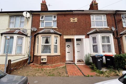 2 bedroom terraced house for sale, Osborne Street, Bletchley, Milton Keynes