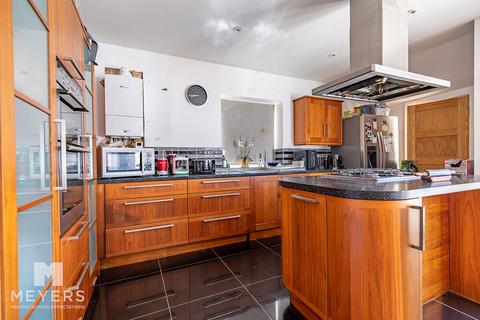 4 bedroom detached bungalow for sale, Craigmoor Avenue, Bournemouth, BH8 9