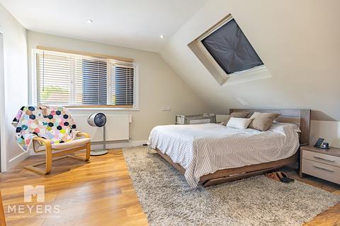 4 bedroom detached bungalow for sale, Craigmoor Avenue, Bournemouth, BH8 9