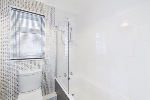 undefined, Praze, Camborne, Modern link-detached house