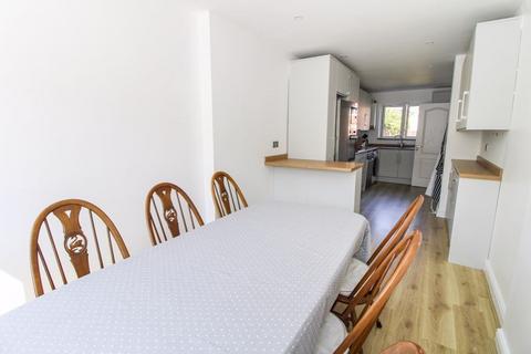 15 Falcon Close, Sandy, SG19 2TA
