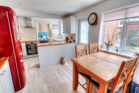 20 Beech Close, Watlington, OX49 5LL