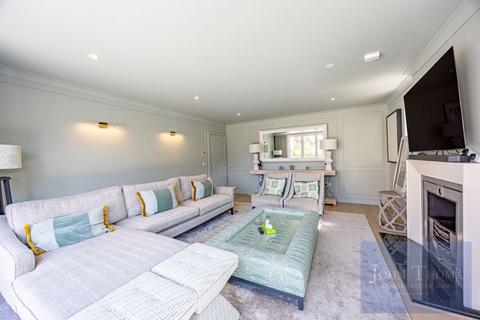 6 bedroom detached house for sale, Chigwell Grange, High Road, Chigwell IG7