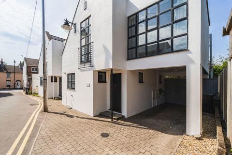 3 bedroom semi-detached house for sale, Avon Buildings, Christchurch BH23