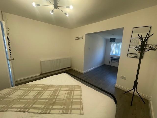 Bedroom111.jpg