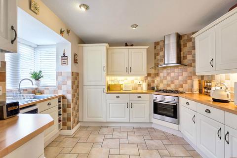 4 bedroom semi-detached house for sale, Whitsters Hollow, Bolton BL1