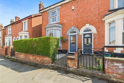 21 Furlong Road, Gloucester, GL1 4UT