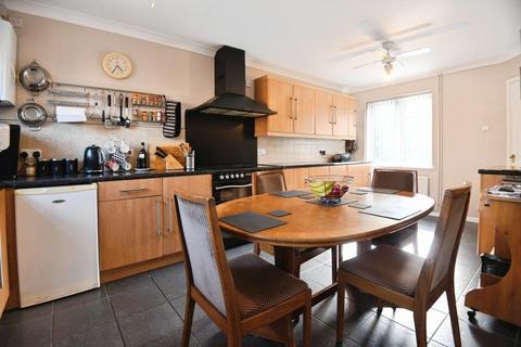 3 bedroom semi-detached house for sale, Sherwood Avenue, Wisbech, Cambridgeshire, PE13 3HG