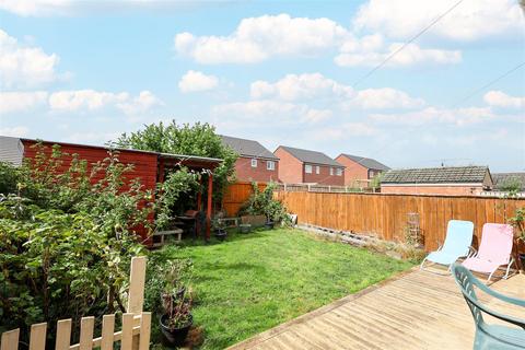 5 bedroom semi-detached house for sale, Saxty Way, Sowerby