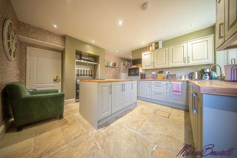 undefined, Highgate Road, Bradford BD13