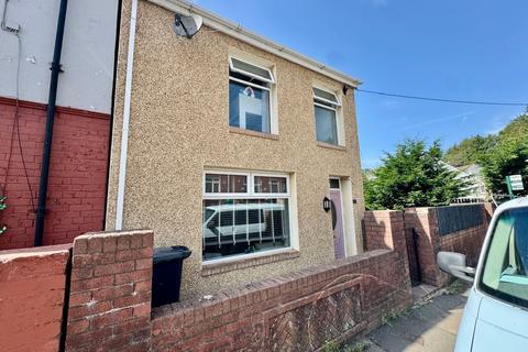 2 bedroom end of terrace house for sale, Lower Gwastod Terrace, Cwmtillery, NP13