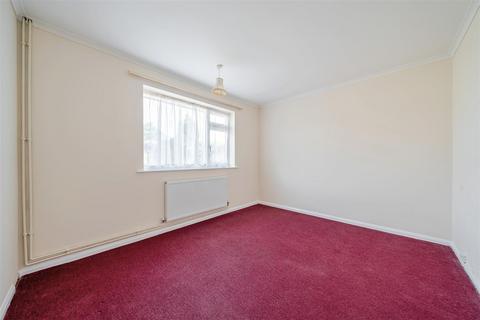 undefined, Chestnut Close, Wellington