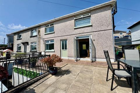 28 Brynhyfryd Terrace, Brynithel, Abertillery, NP13 2HL